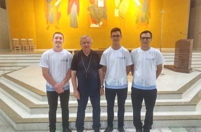 Seminaristas e vocacionado iniciam experiência missionária em nossa Paróquia São Pedro
